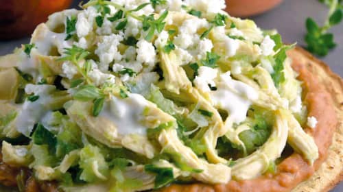 Lee más sobre el artículo Tostadas de Pollo al Cilantro